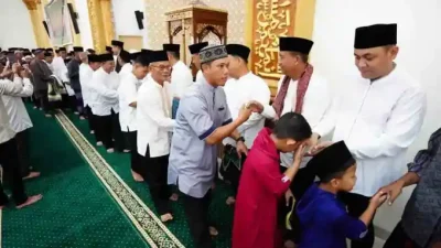 Masjid Jamik Islamic Center Jadi Saksi Momen Haru Kepulangan Jemaah Haji Prabumulih